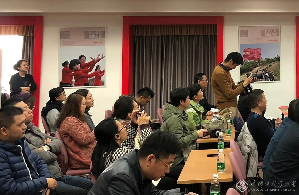 现场随处可见的招贴(1).jpeg 现场随处可见的招贴(1).jpeg