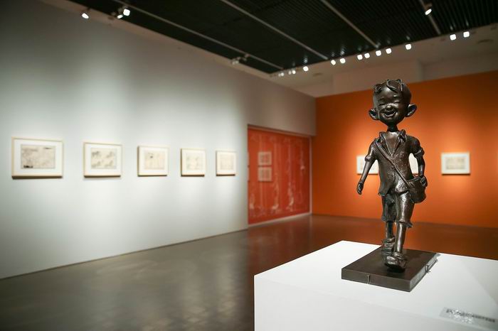 中华艺术宫在“回眸——张乐平先生诞辰110周年纪念特展”中首次展出馆藏《三毛从军记》的60幅原作。 赵东阳 图