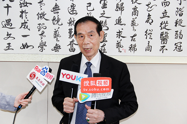 1618823181740250.jpg 现场采访陈瑞琪先生7.jpg
